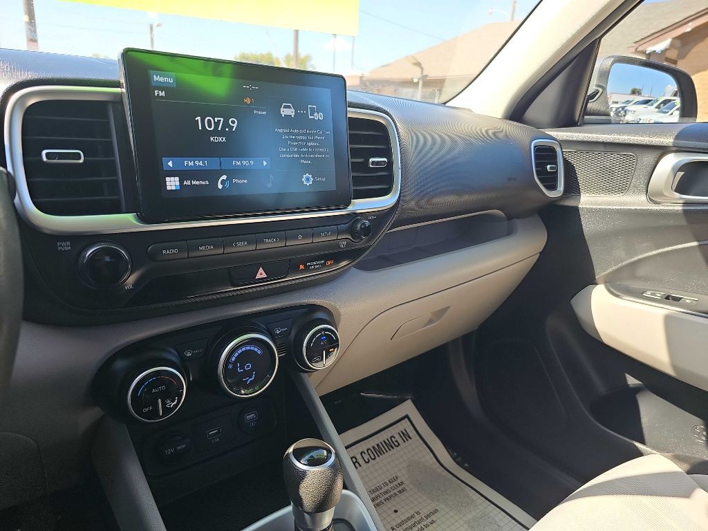 2020 Hyundai Venue Image 28