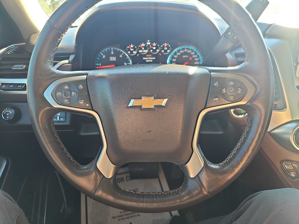 2016 Chevrolet Suburban Image 23