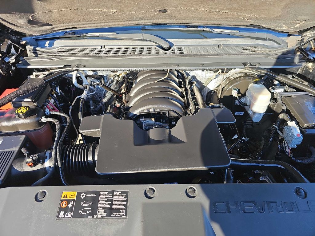 2016 Chevrolet Suburban Image 38