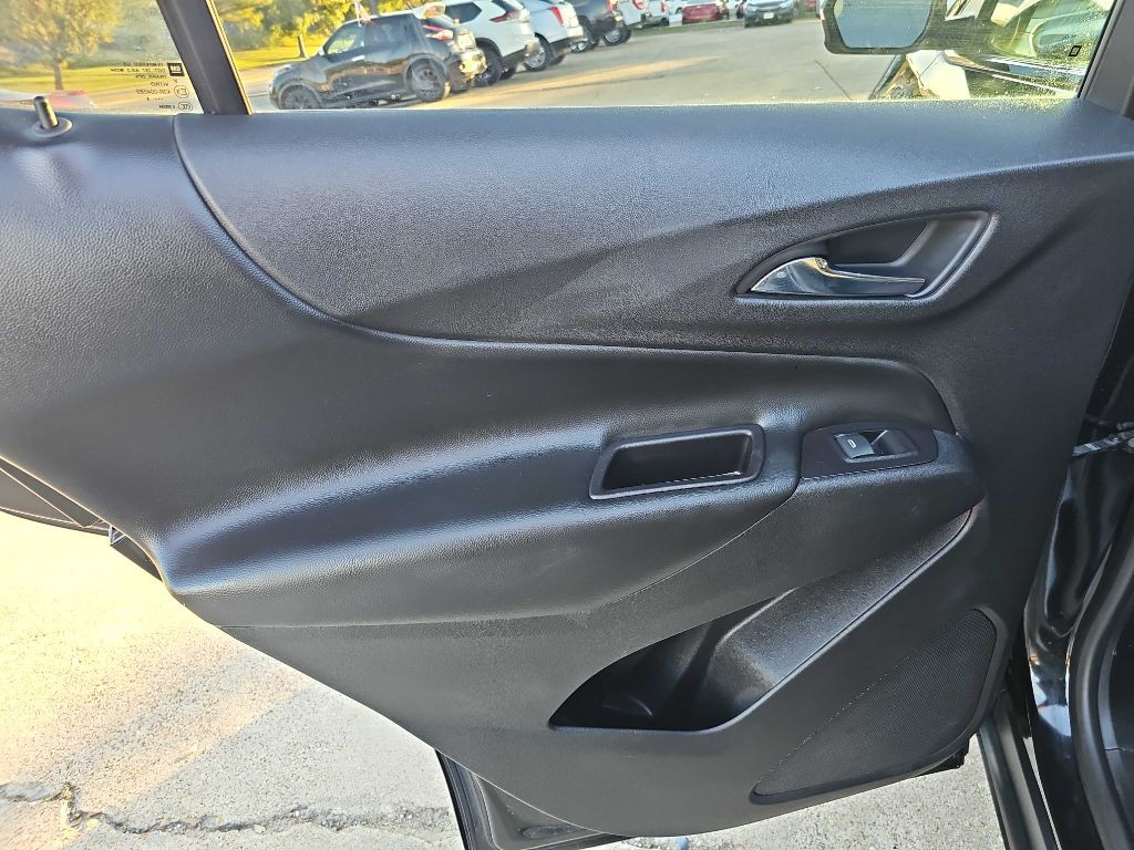 2018 Chevrolet Equinox Image 14