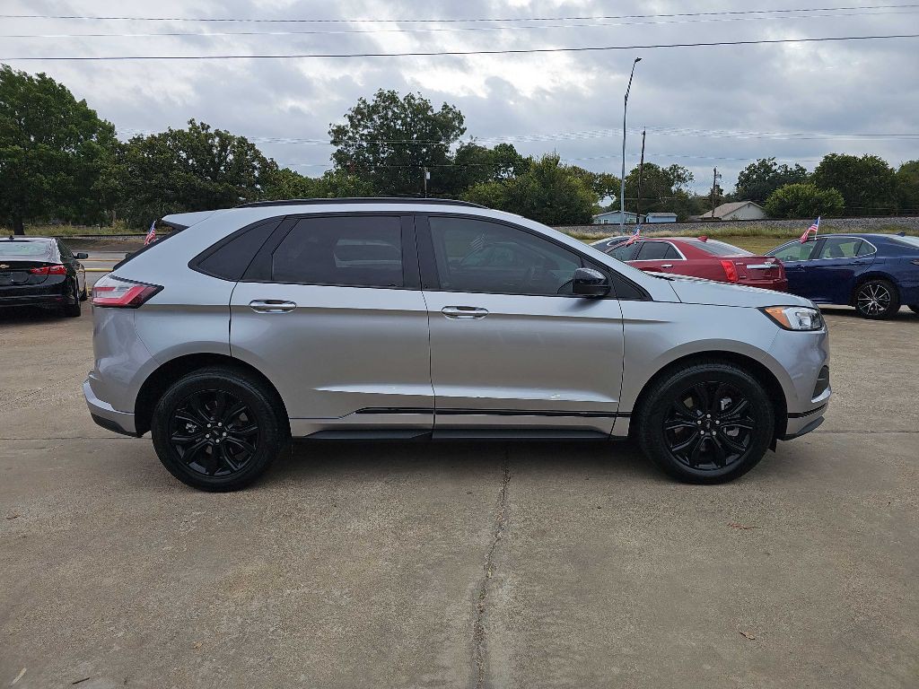 2024 Ford Edge Image 3
