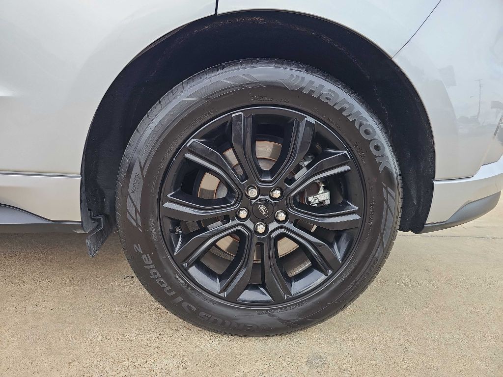 2024 Ford Edge Image 11