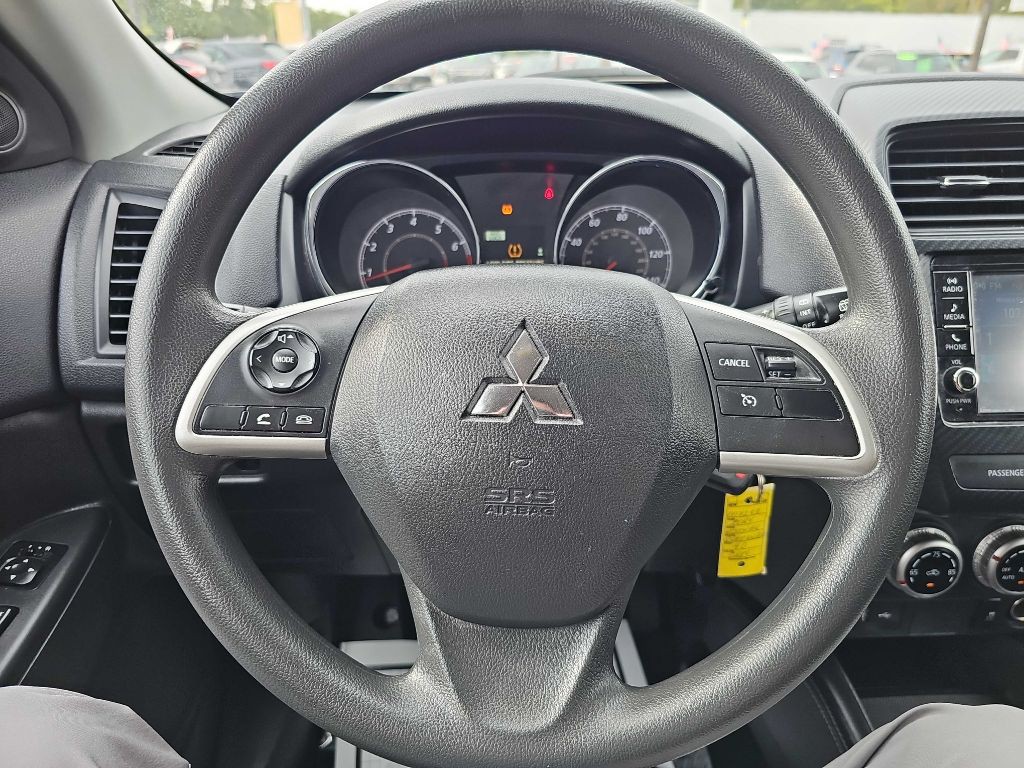 2024 Mitsubishi Outlander Image 22