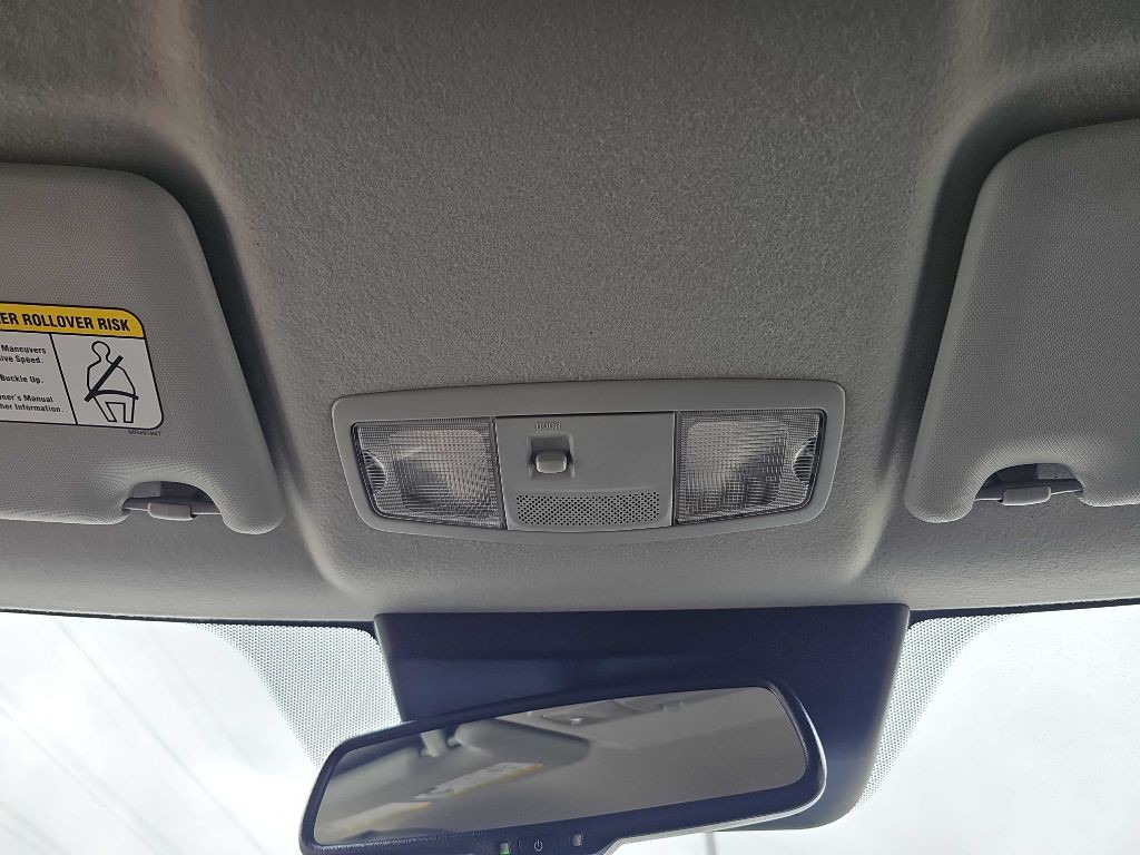 2024 Mitsubishi Outlander Image 32
