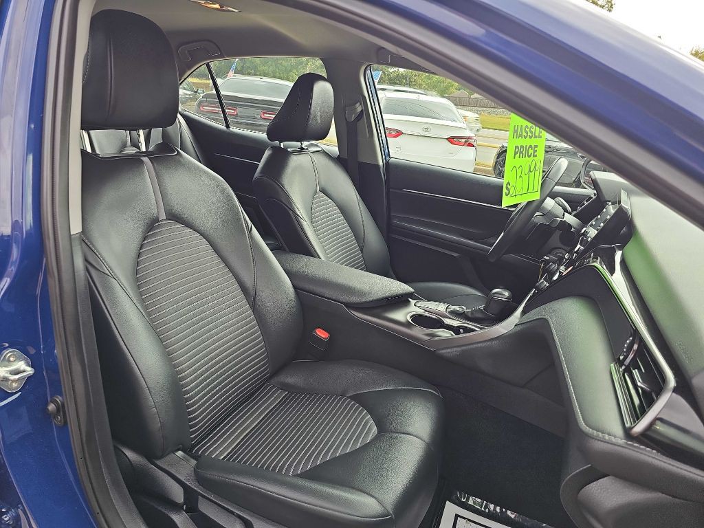 2024 Toyota Camry Image 19
