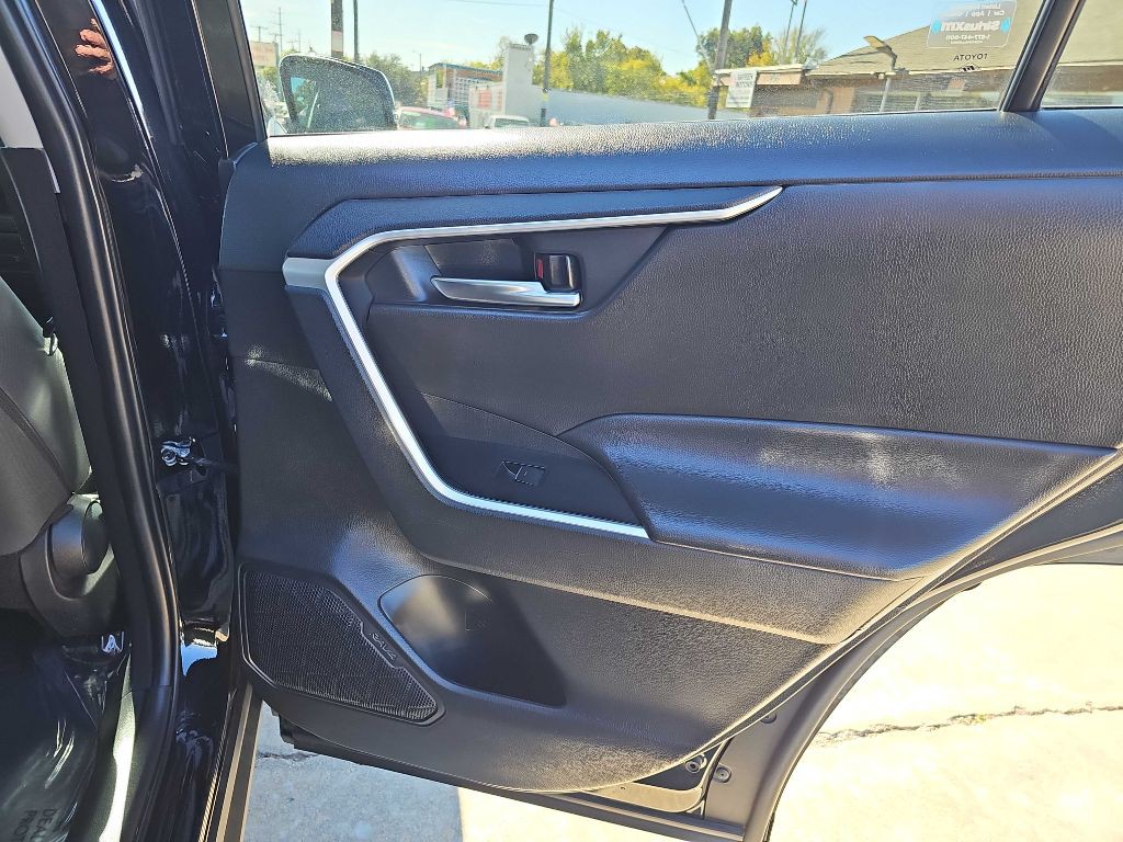 2024 Toyota Rav4 Image 15