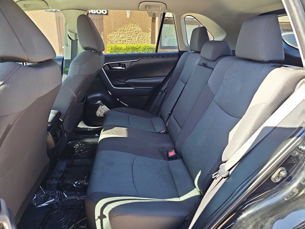 2024 Toyota Rav4 Image 16