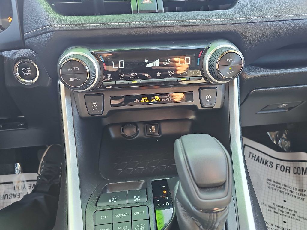 2024 Toyota Rav4 Image 28