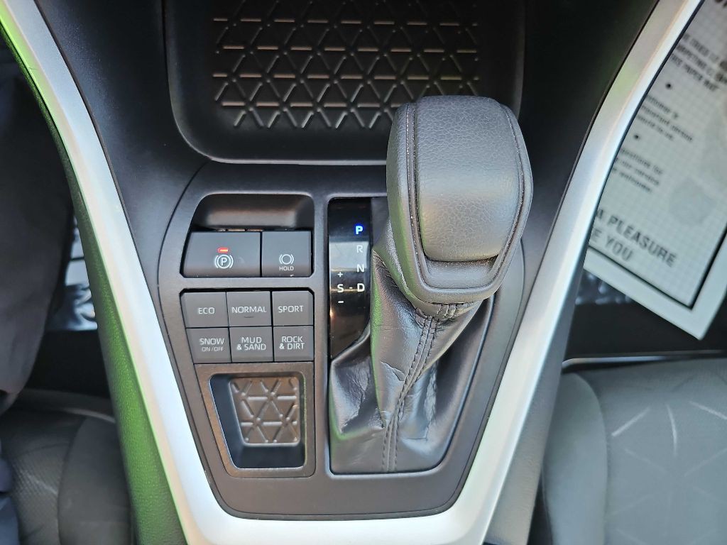 2024 Toyota Rav4 Image 29