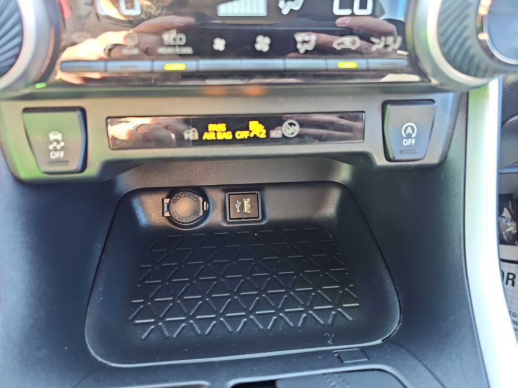 2024 Toyota Rav4 Image 30