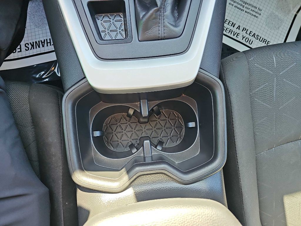 2024 Toyota Rav4 Image 31