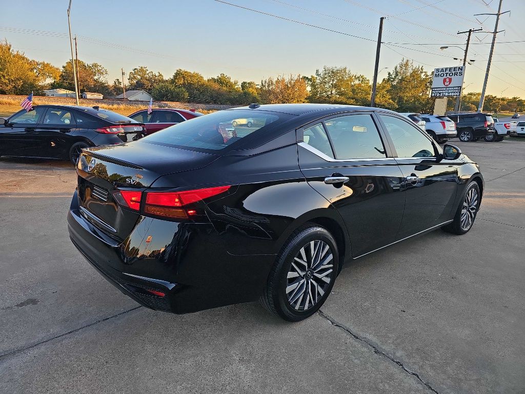 2024 Nissan Altima Image 4