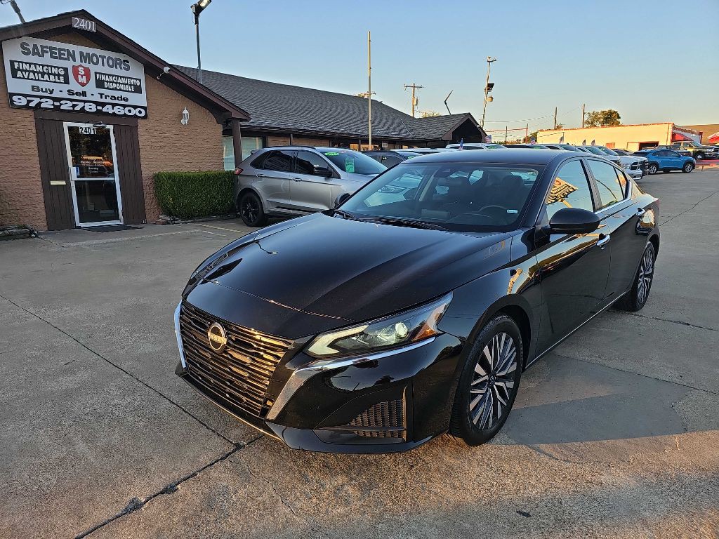 2024 Nissan Altima Image 7