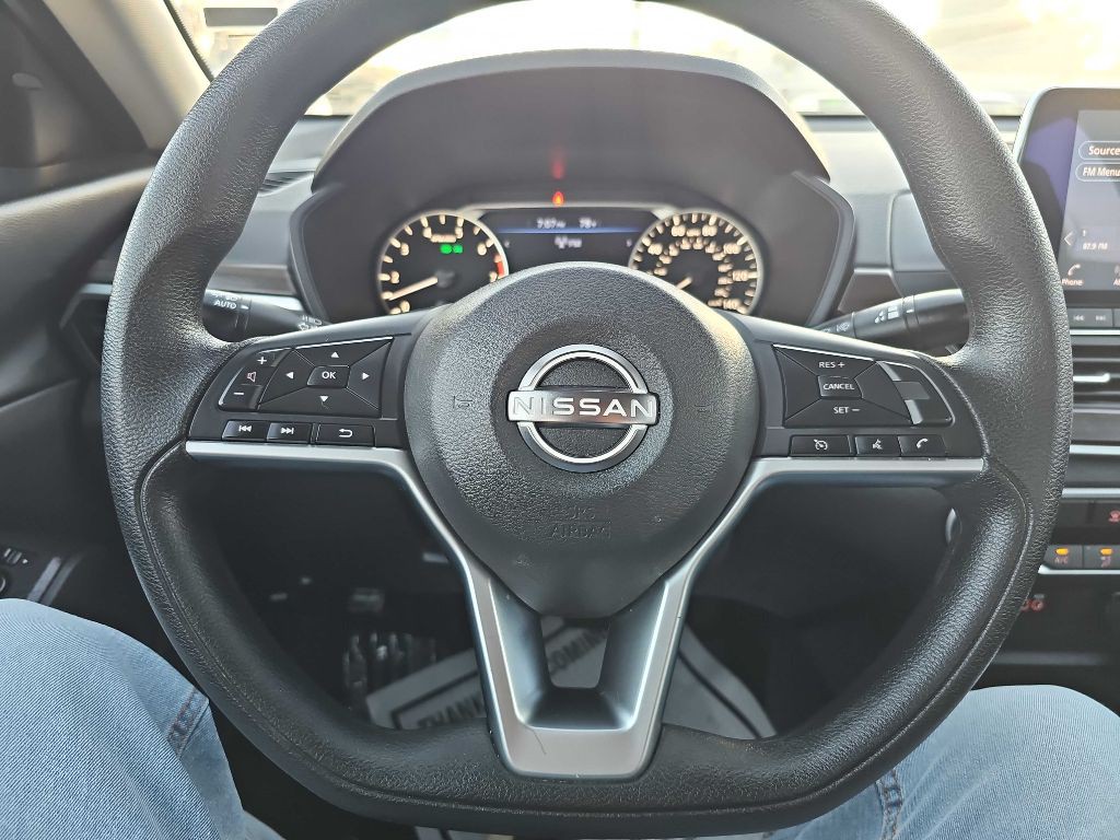 2024 Nissan Altima Image 22