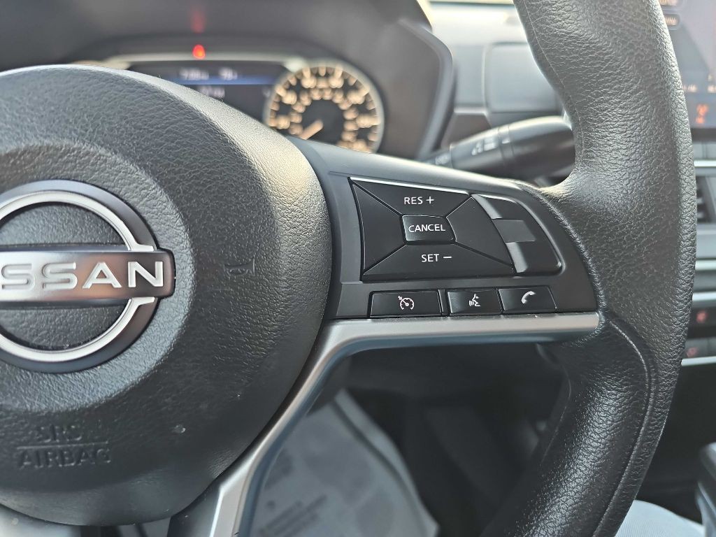 2024 Nissan Altima Image 24