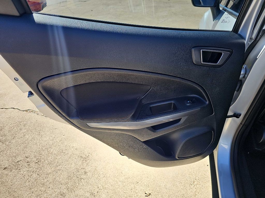 2021 Ford Econoline Image 14