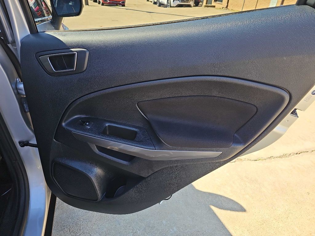 2021 Ford Econoline Image 16