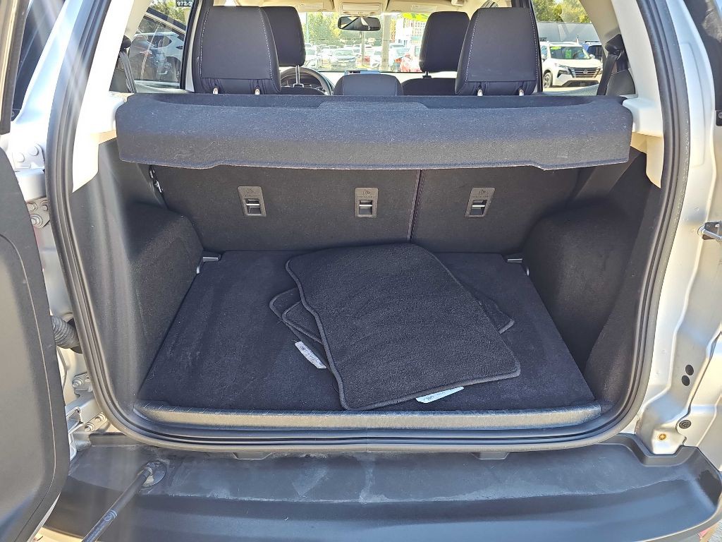 2021 Ford Econoline Image 37