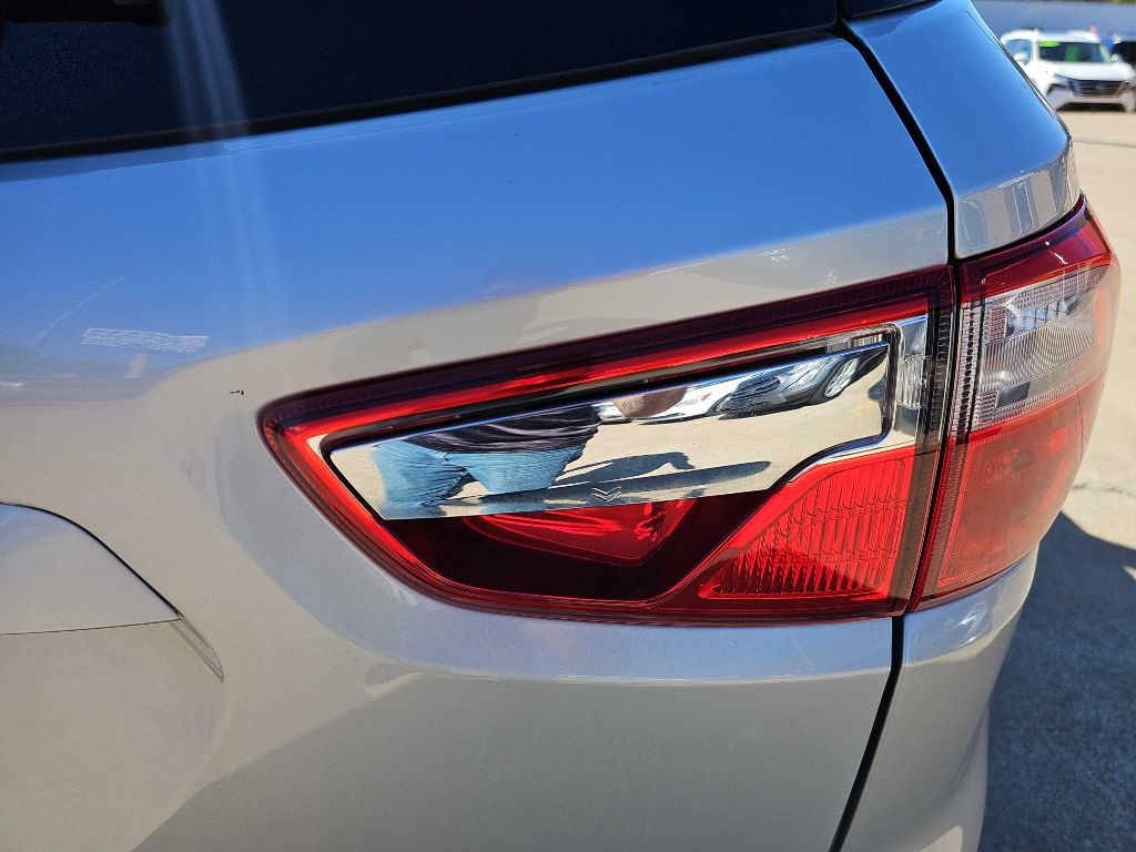 2021 Ford Econoline Image 38