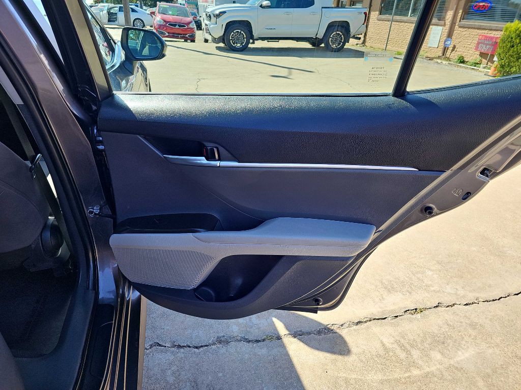 2023 Toyota Camry Image 14