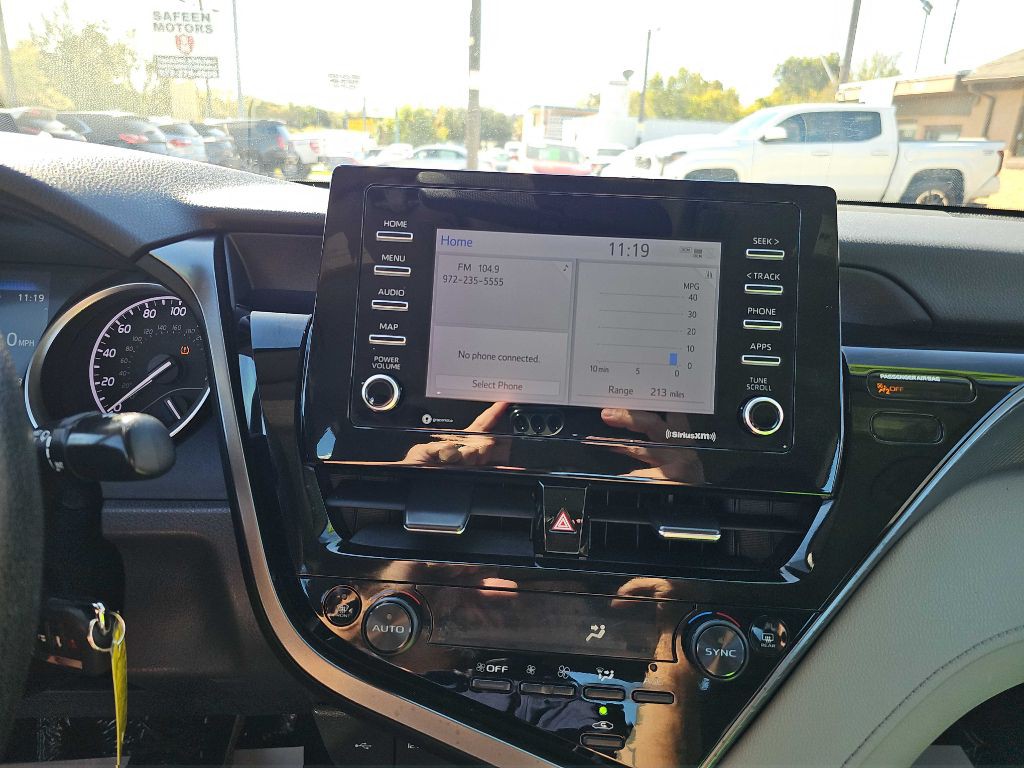 2023 Toyota Camry Image 27