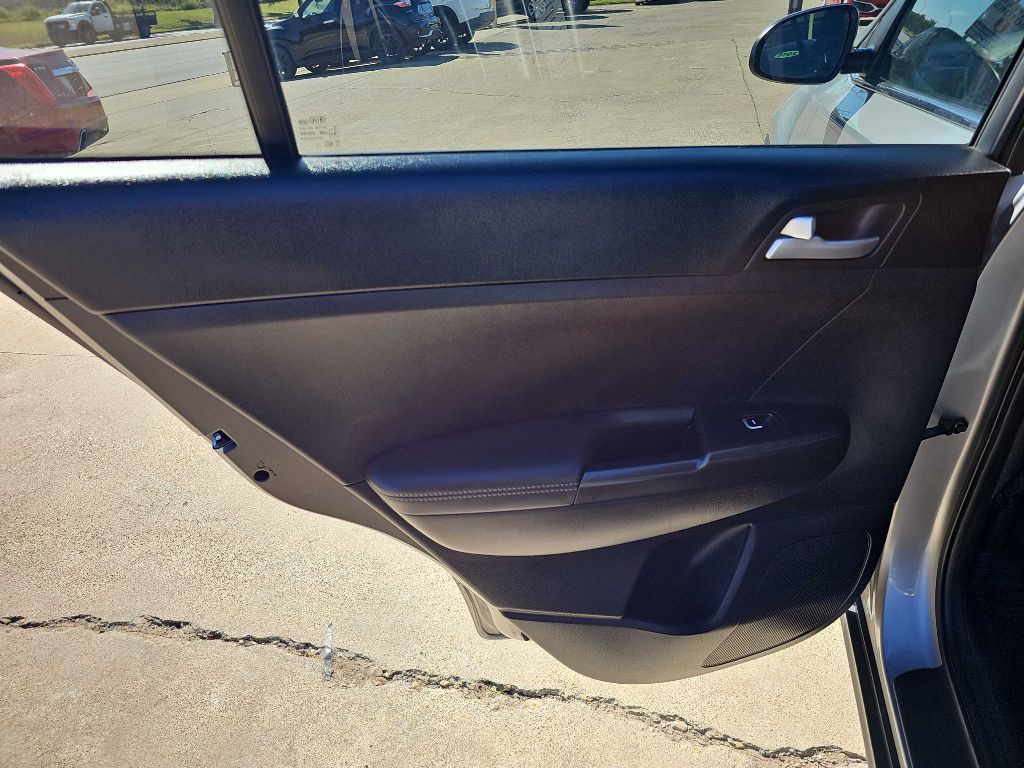 2021 Kia Sportage Image 13