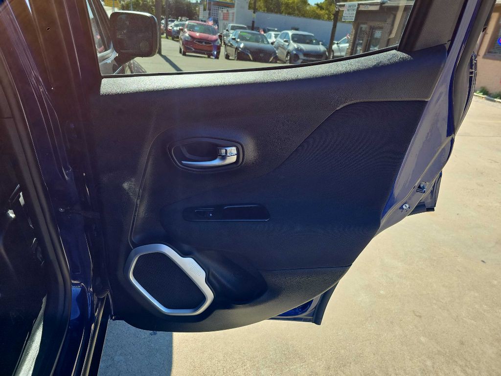 2018 Jeep Renegade Image 17