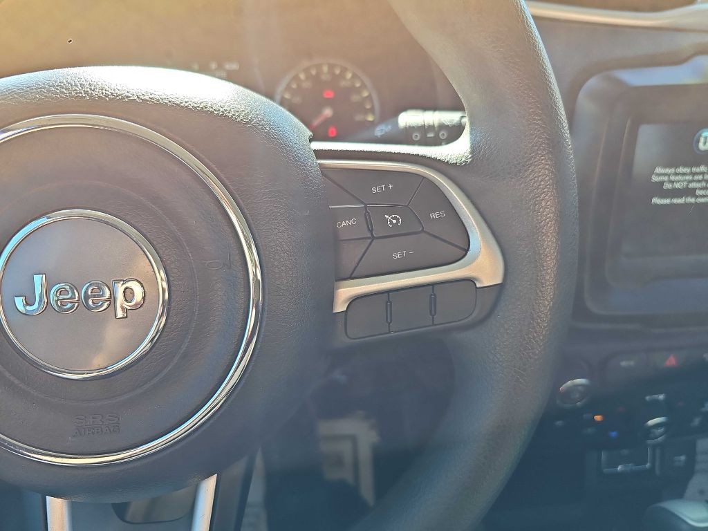 2018 Jeep Renegade Image 24