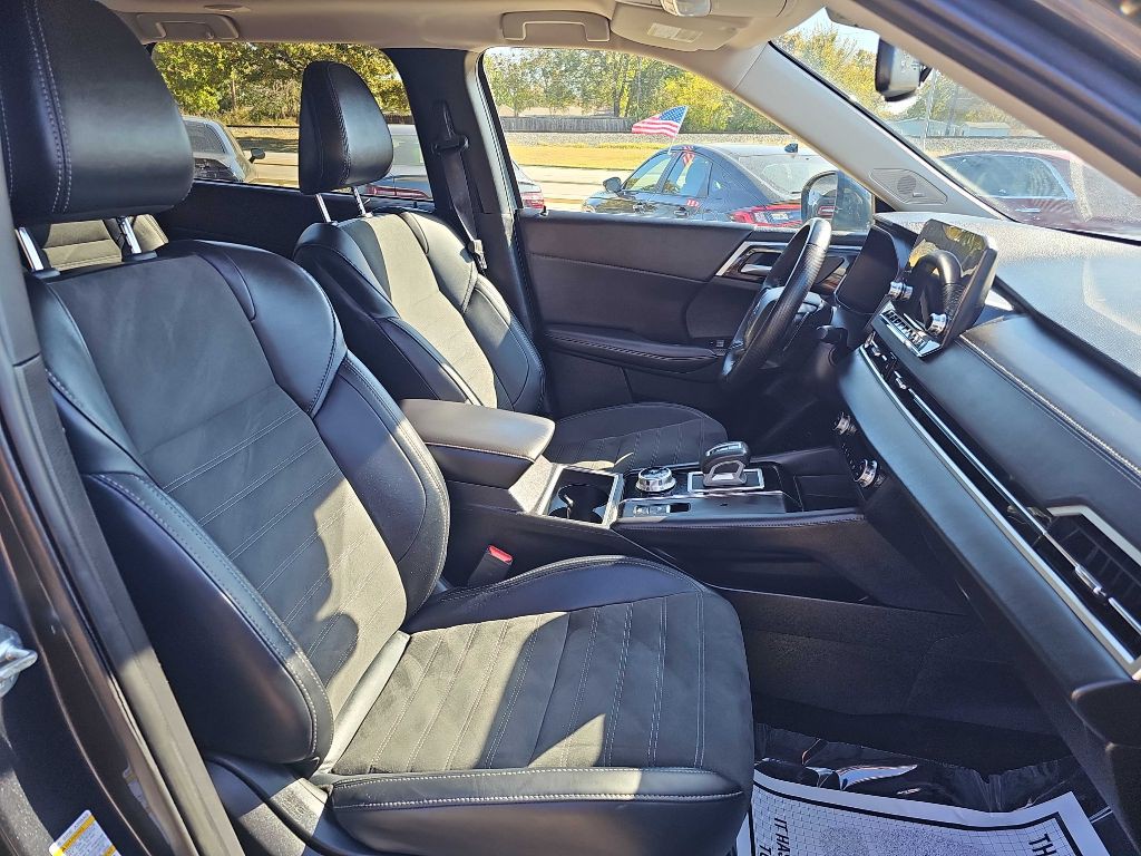 2024 Mitsubishi Outlander Image 19