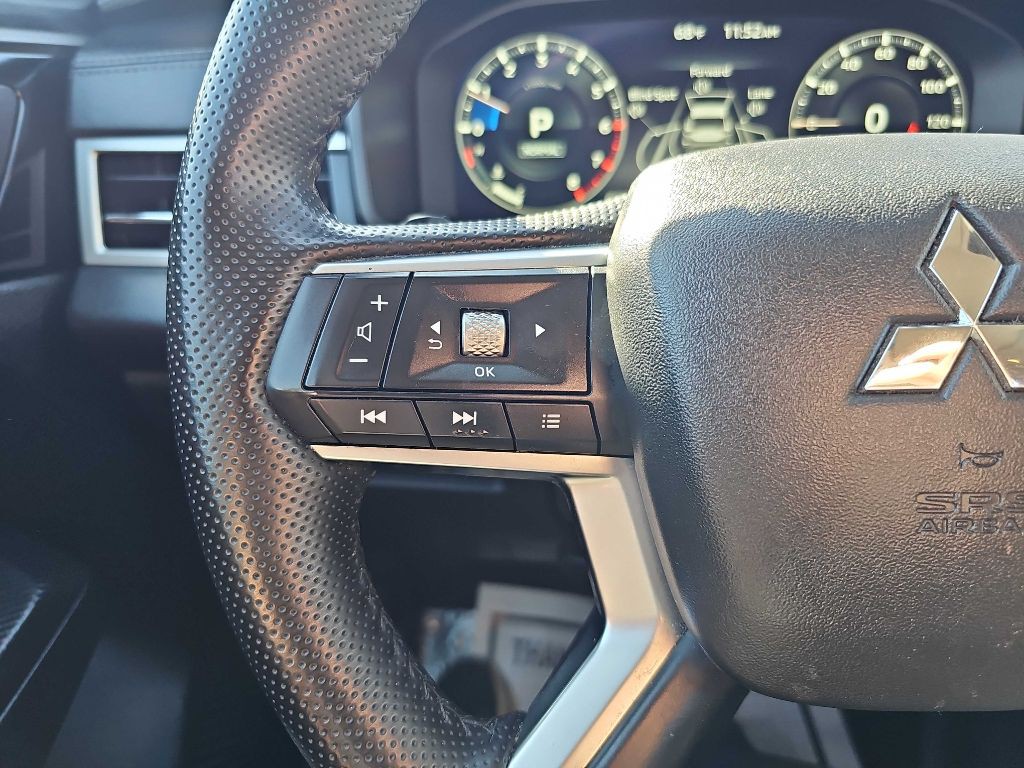 2024 Mitsubishi Outlander Image 23