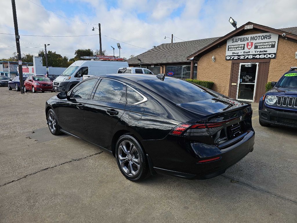 2023 Honda Accord Image 2
