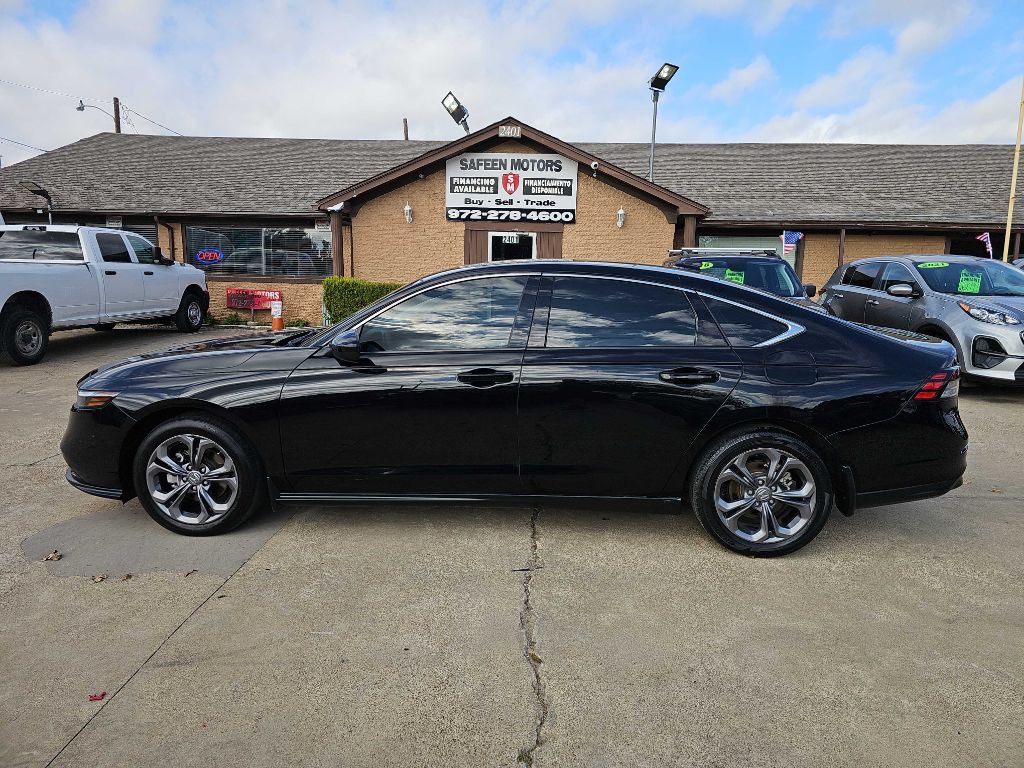 2023 Honda Accord Image 7