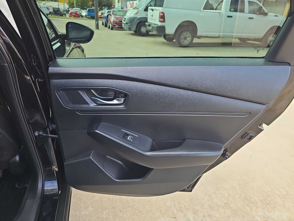 2023 Honda Accord Image 17