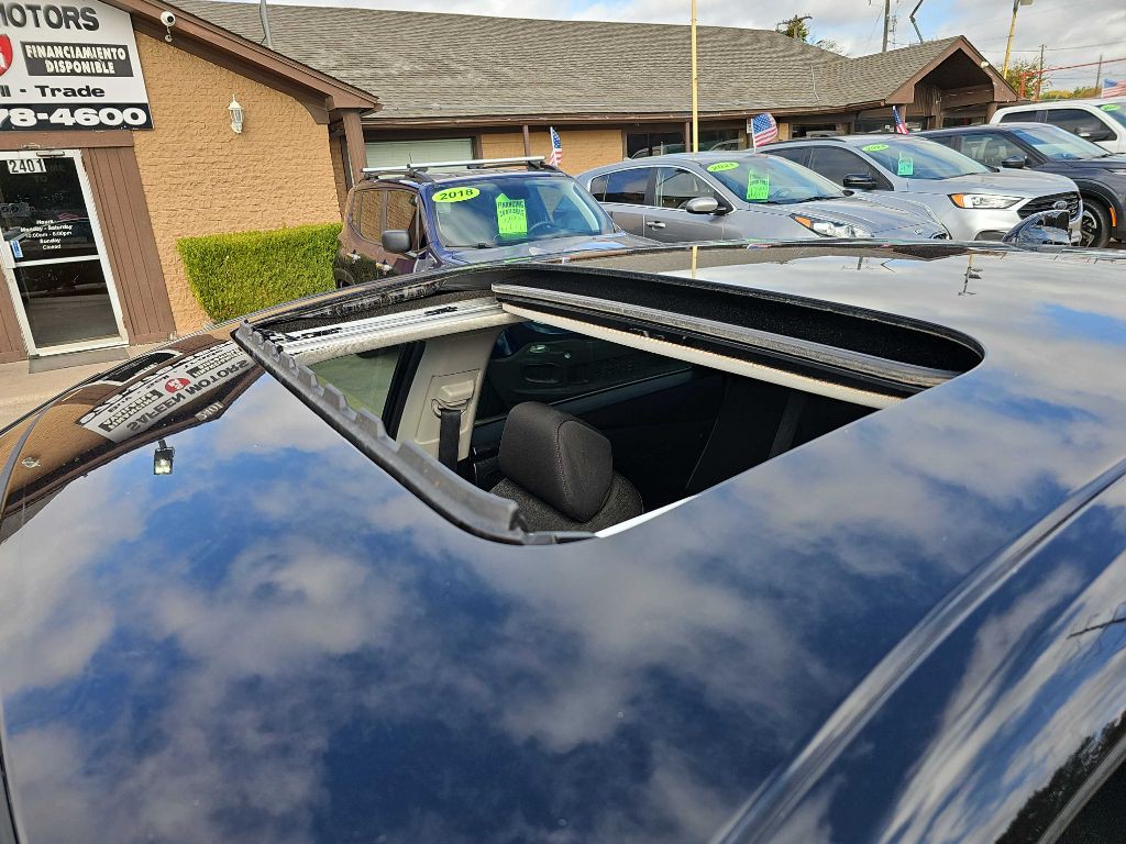 2023 Honda Accord Image 36