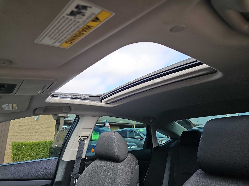 2023 Honda Accord Image 37