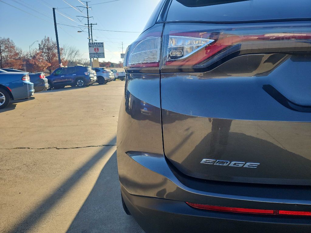 2018 Ford Edge Image 8