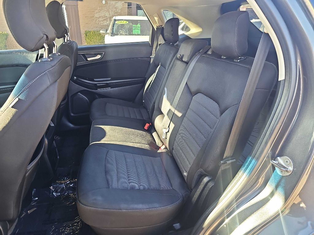 2018 Ford Edge Image 15