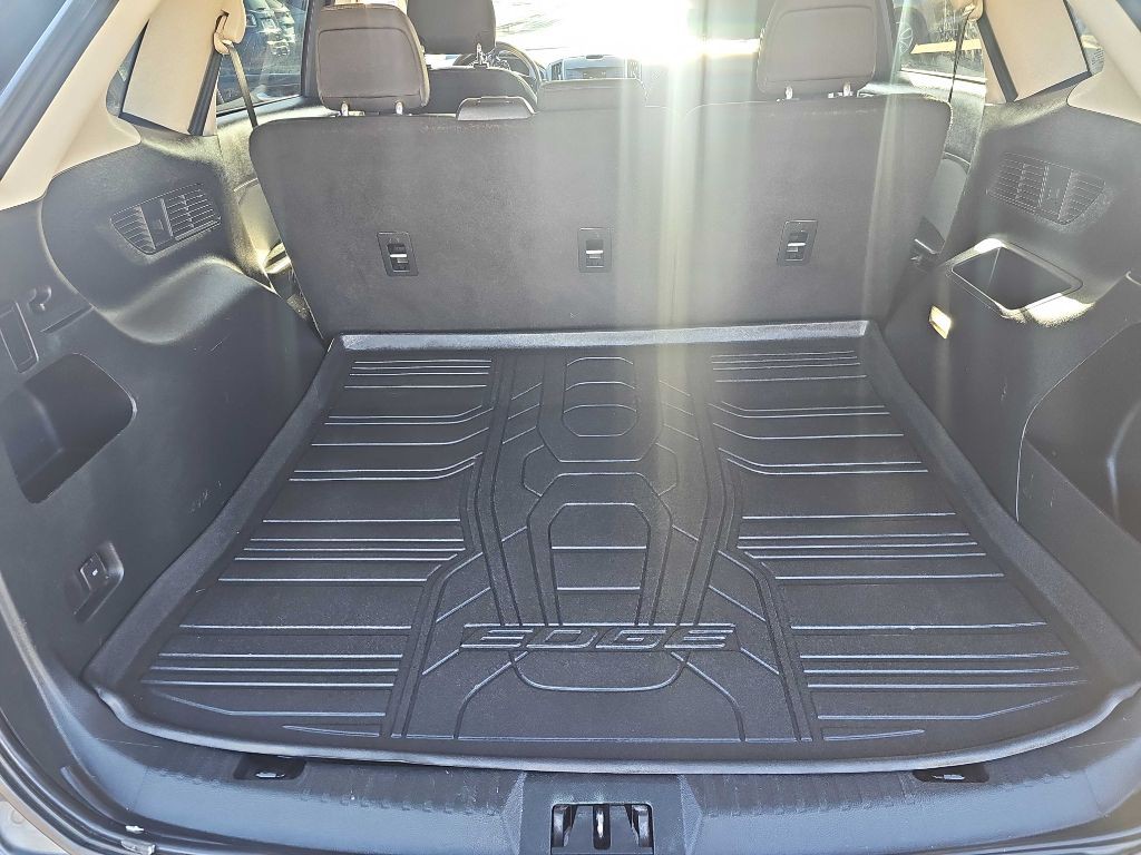 2018 Ford Edge Image 33