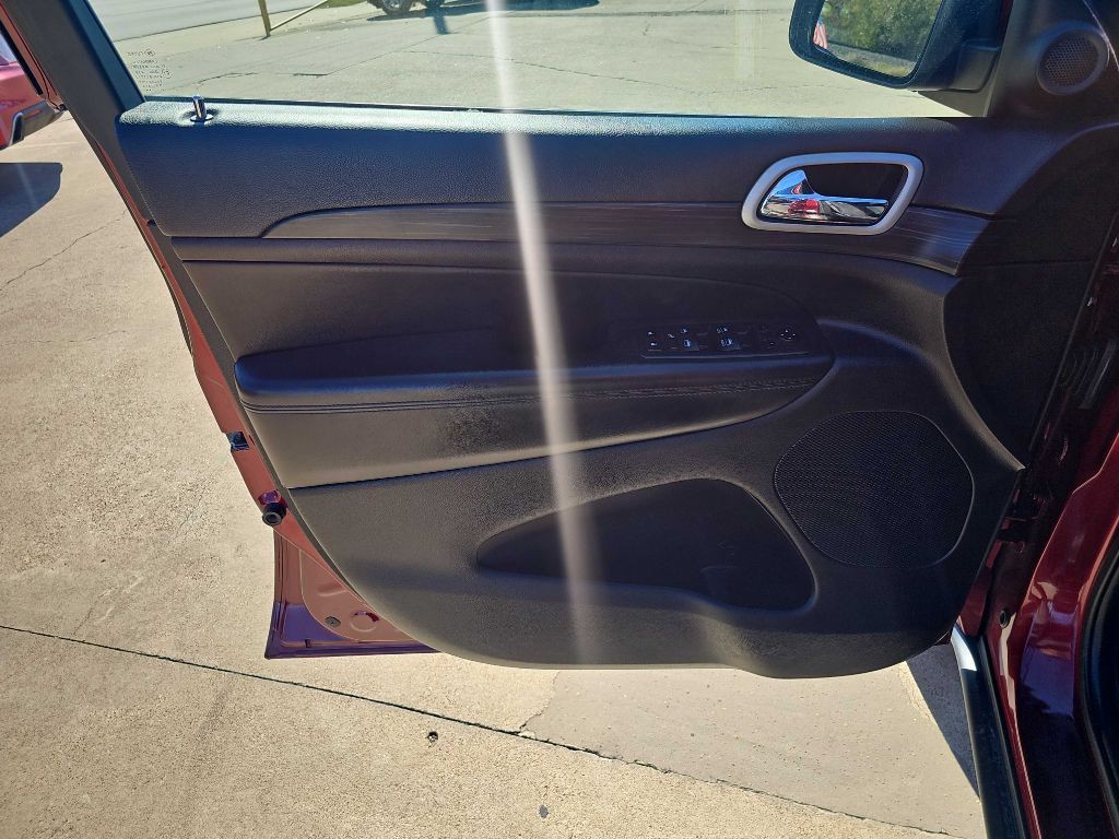 2021 Jeep Grand Cherokee Image 9