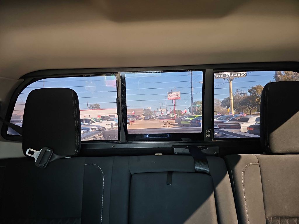 2019 Nissan Titan Image 35