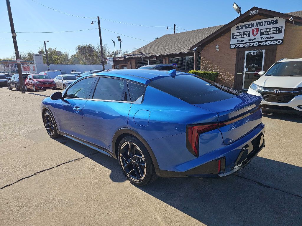 2025 Kia K4 Image 3