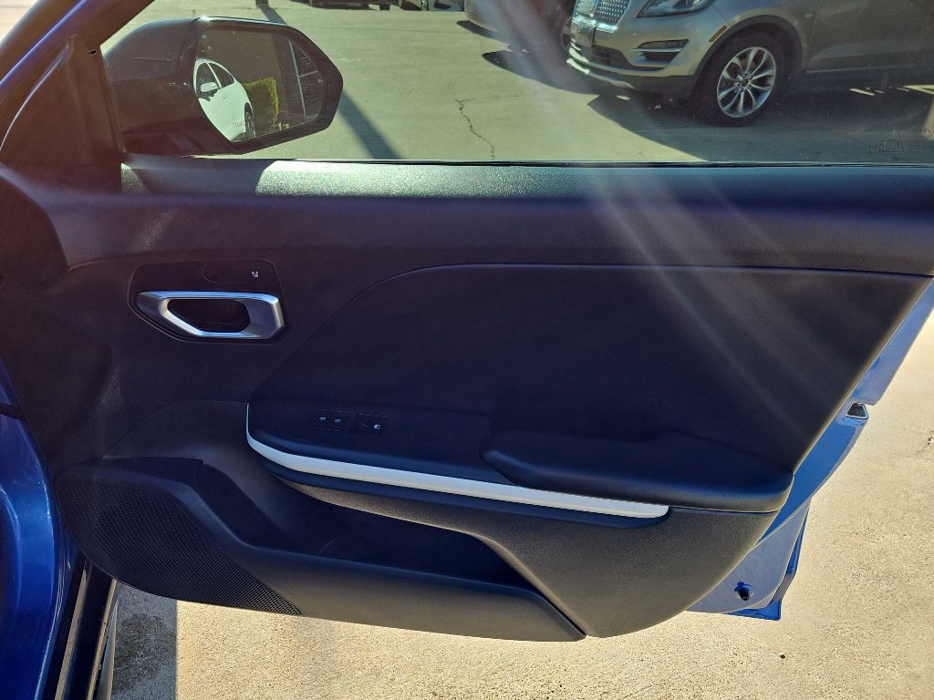 2025 Kia K4 Image 18