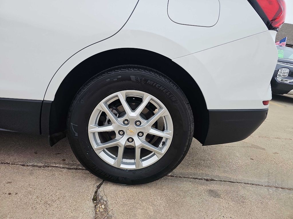 2023 Chevrolet Equinox Image 11
