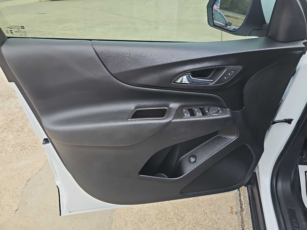 2023 Chevrolet Equinox Image 12