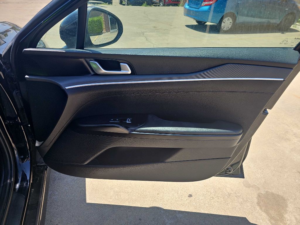 2023 Kia K5 Image 20