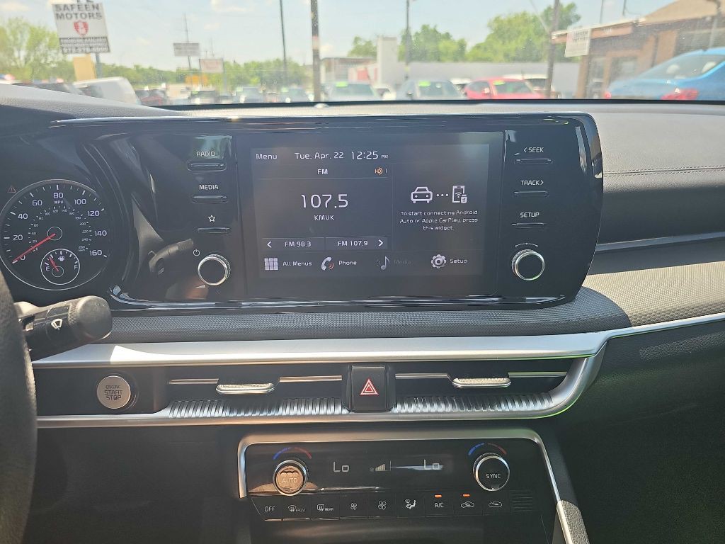 2023 Kia K5 Image 26