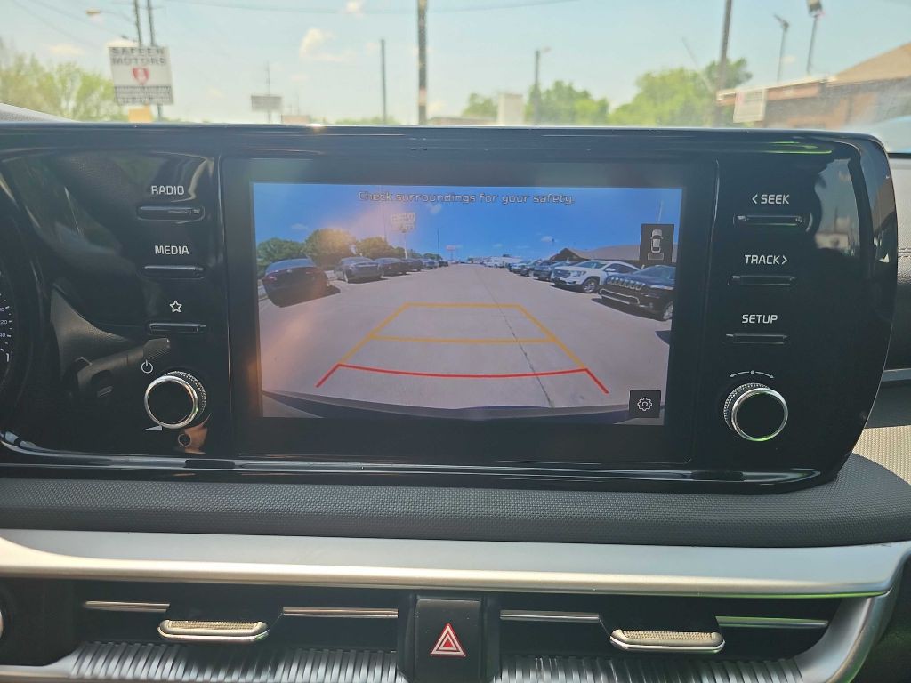 2023 Kia K5 Image 27