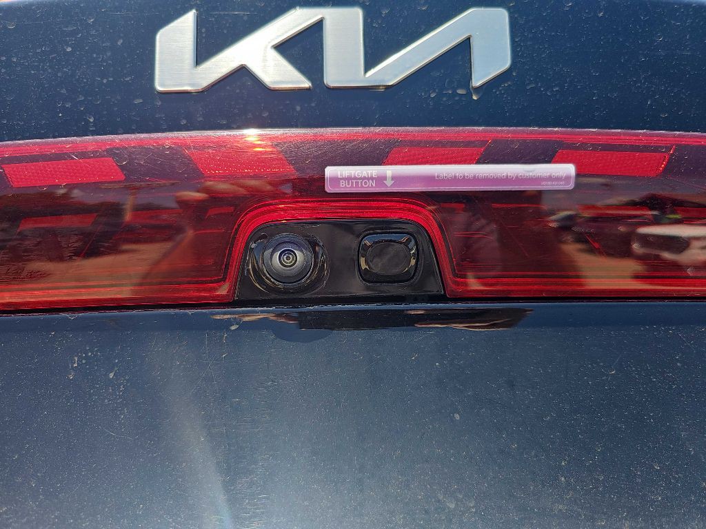 2023 Kia K5 Image 33