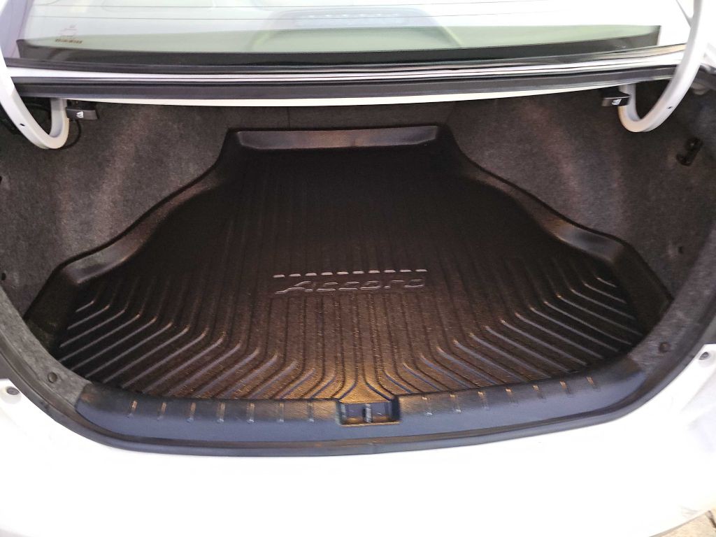 2017 Honda Accord Image 36