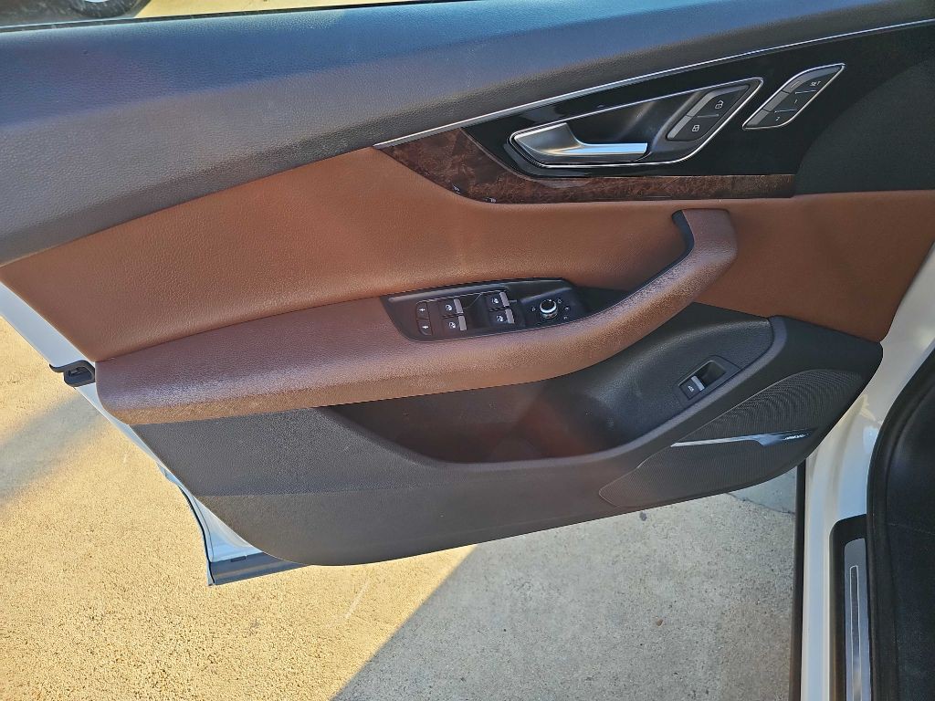 2018 Audi Q7 Image 13